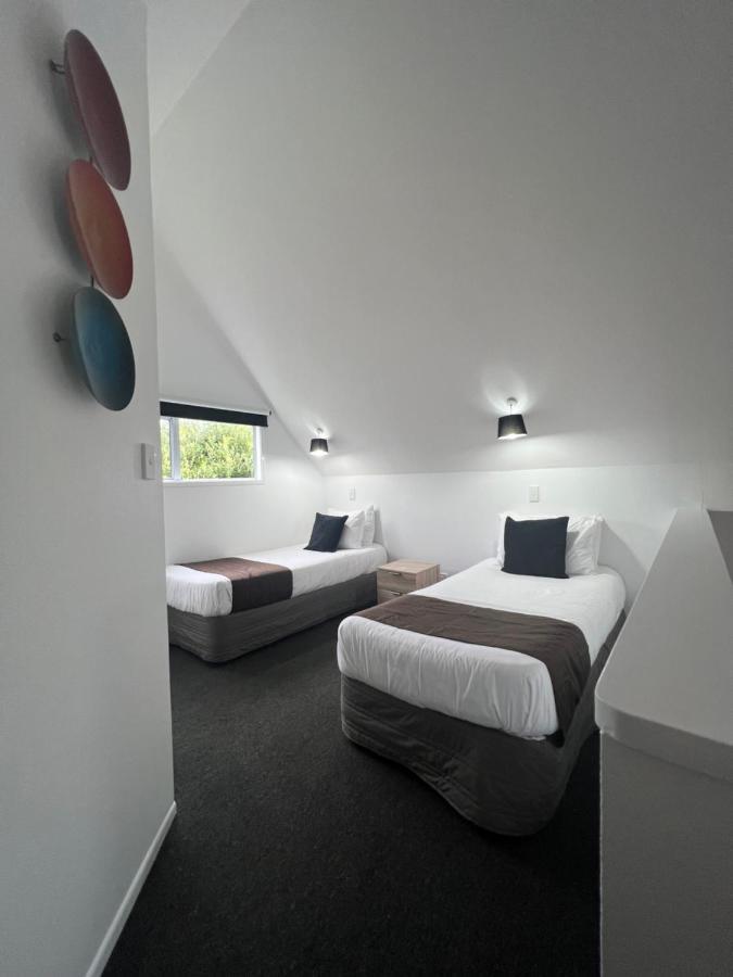 לוור האט Asure Green Gables Motel מראה חיצוני תמונה